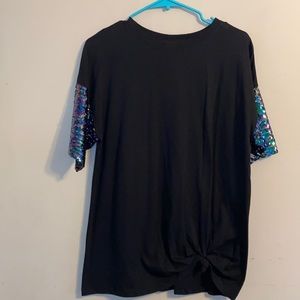 Women’s shirt